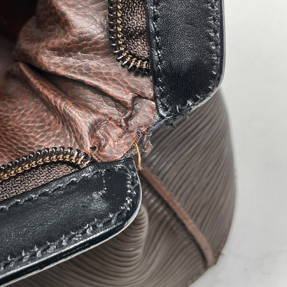 Fendi Zucca Logo Handbag in Brown and Black Leather (14109) for Women - Picture 5 of 6